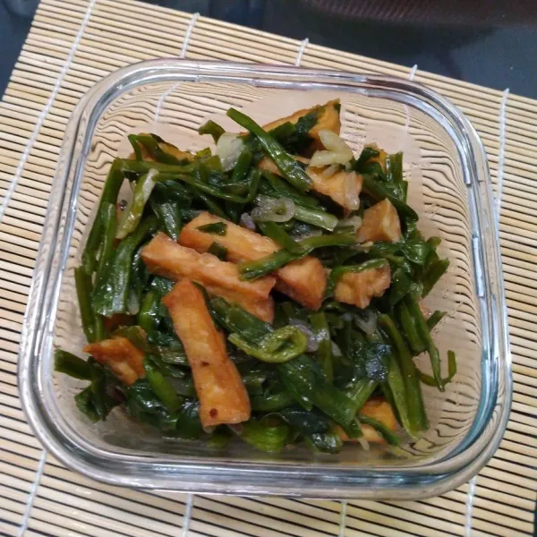 Angkat dan siap dihidangkan.