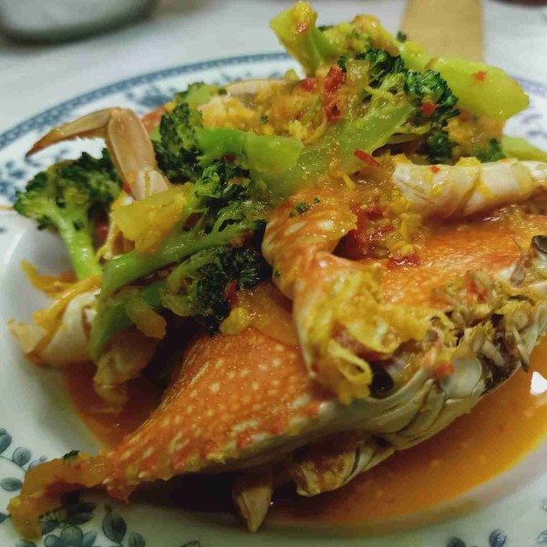 Kepiting Saos Padang Brokoli Siap disajikan.