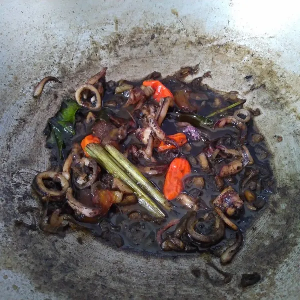Masak hingga matang dan siap dihidangkan.
