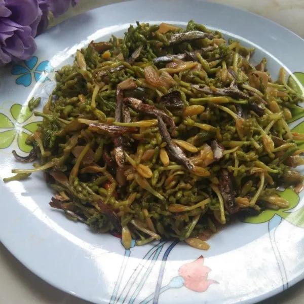 Koreksi rasa dan sajikan