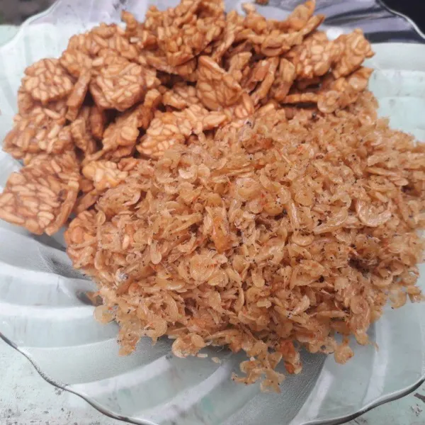 Goreng kering tempe dan udang rebon