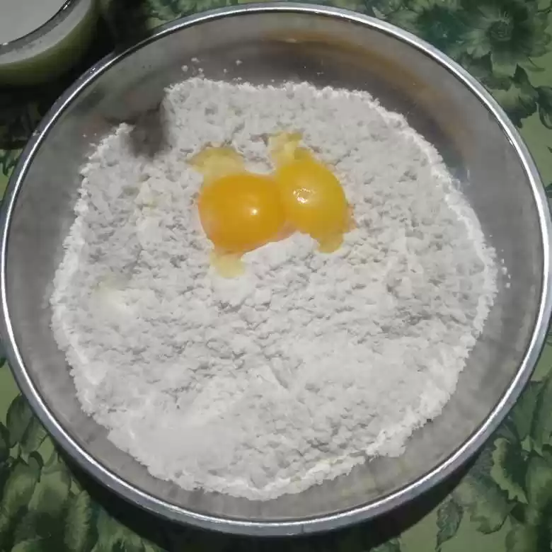 Step 1 Roti Maryam Lembut Berlapis