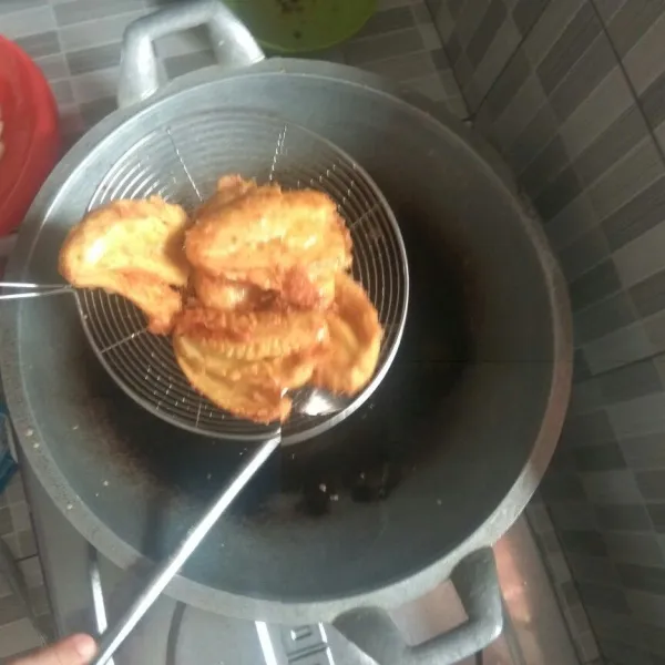 goreng hingga kecoklatan