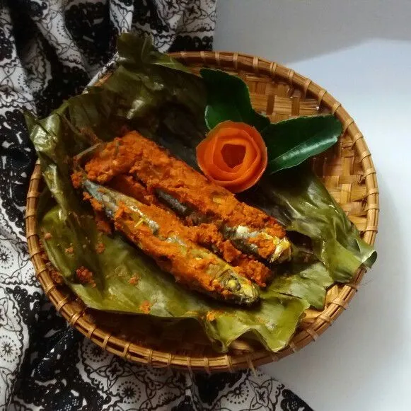 Sajikan dengan nasi pulen