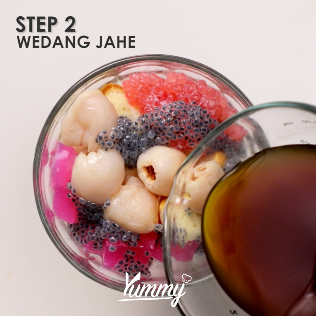 Step 2 Wedang Roti Kolang-Kaling