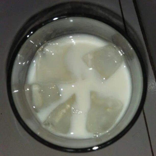 Step 4 Dalgona Chocolate