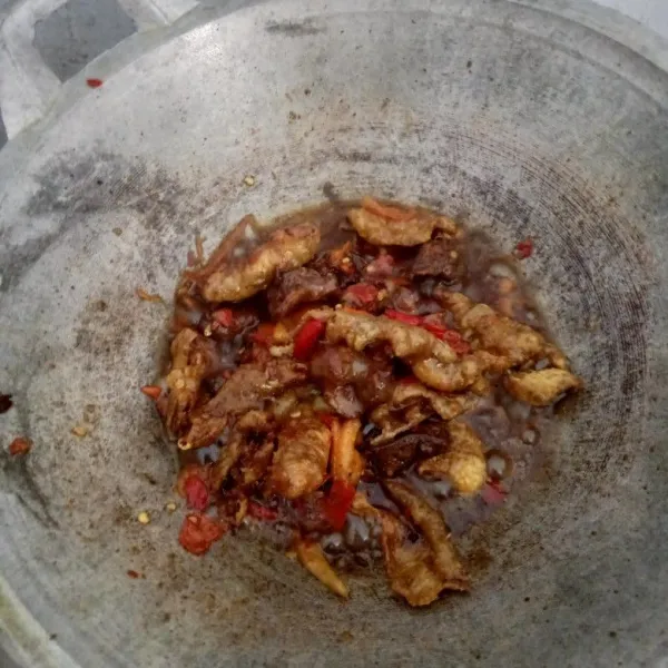 Tumis sebentar lalu angkat.