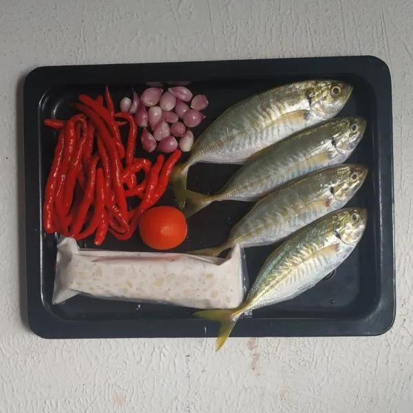 Siapkan bahan yang akan diolah