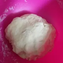 Setelah kalis, diamkan 30 menit, tutup dengan kain serbet