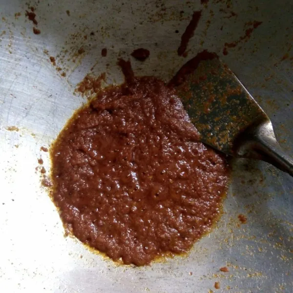 tumis bumbu sampai harum