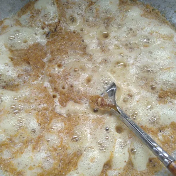 Goreng hingga matang.