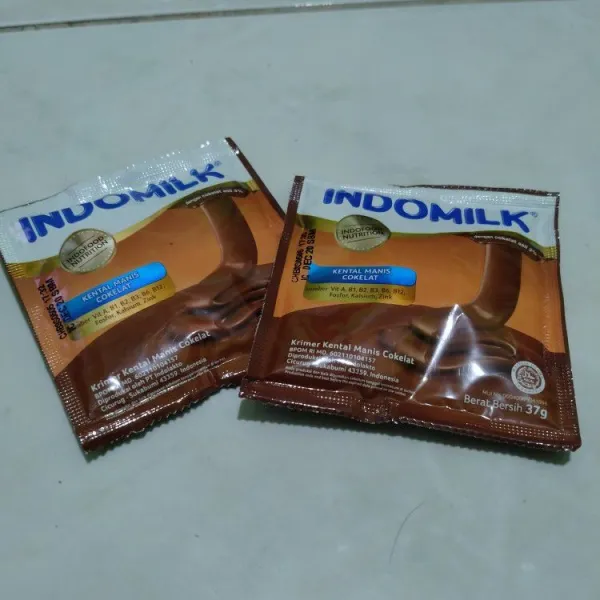 Campurkan dengan susu kental manis 1 1/2 sachet.