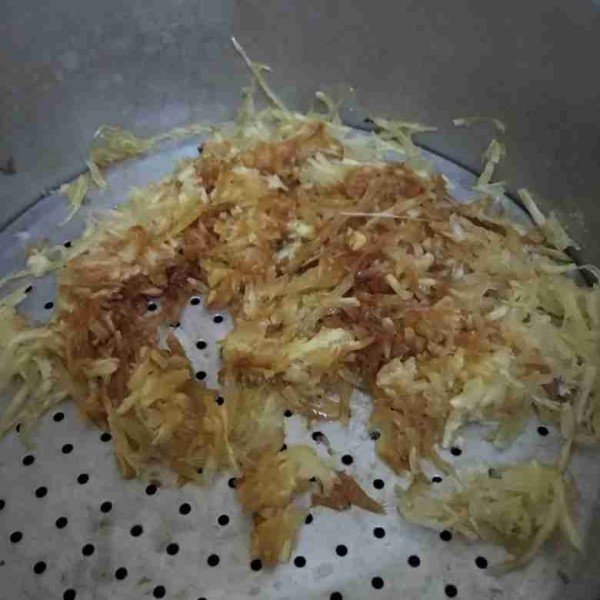 Siap dipindahkan ke piring saji untuk disajikan.
