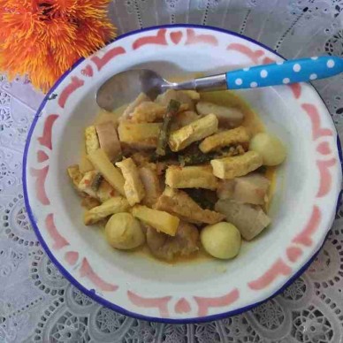 Lontong Sayur