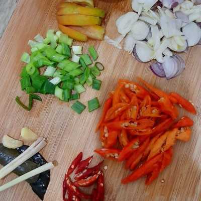 Resep Kulit Sapi Cecek Kecap Pedas Dari Chef Irma Dwi Hanibon Yummy App