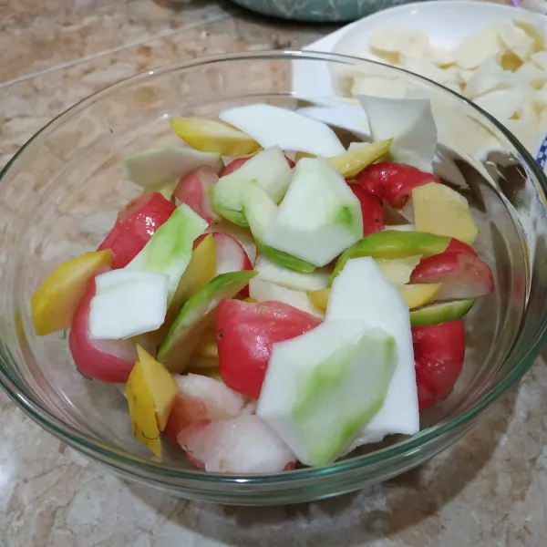 Tata buah dalam mangkuk