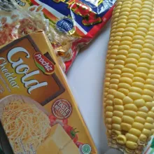 Siapkan bahan-bahan yang akan dimasak.