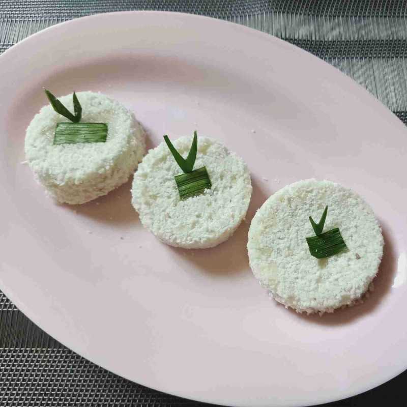 Resep Kue Putu Kelapa Putih Kukus dari Chef marlina syaikhu Yummy App