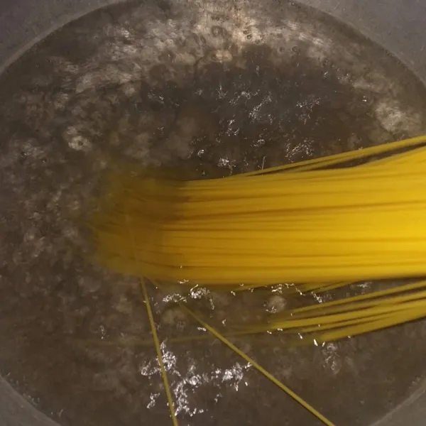 Rebus pasta hingga aldente