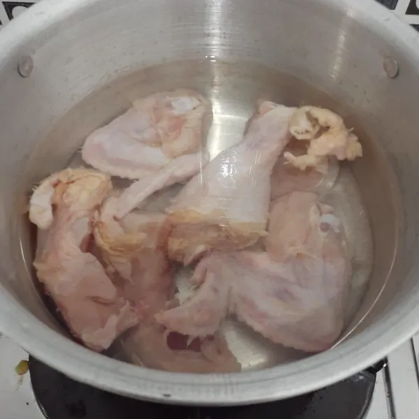 Rebus ayam kurang lebih 15 menit