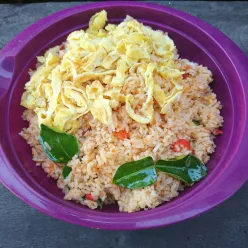 Nasi Goreng Pedas Daun Jeruk #JagoMasakMinggu7