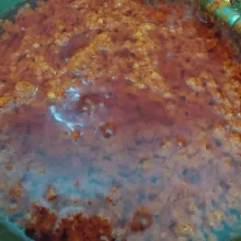 Masak terus sampai matang, cirinya bumbu akan mengeluarkan minyak dan membentuk gumpalan-gumpalan, matikan api, biarkan dingin, lalu masukkan ke dalam wadah yang sudah disterilkan (rendam dengan air panas). Jika disimpan di kulkas bumbu bisa tahan sampai sebulan lebih.