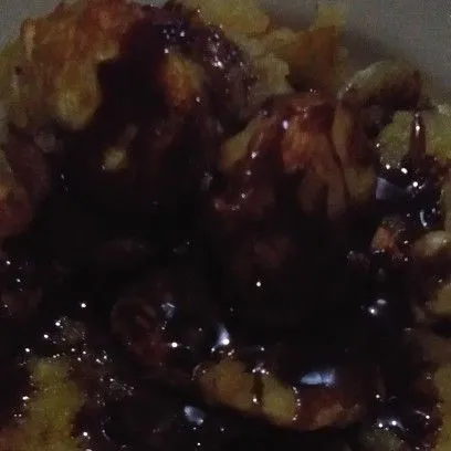 Pisang goreng siap di sajikan.