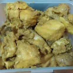 Ayam Ungkep Bumbu Kuning