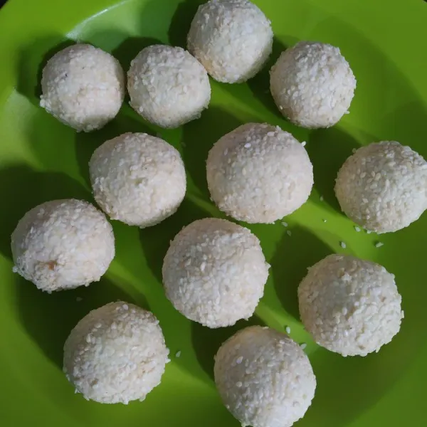 Ini hasil yang sudah digulingkan di wijen.