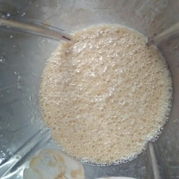 Blender semua bahan.