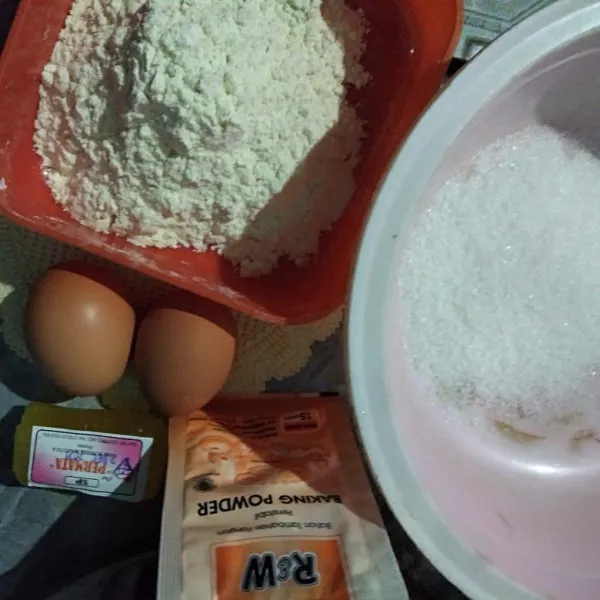 Siapkan semua bahan.