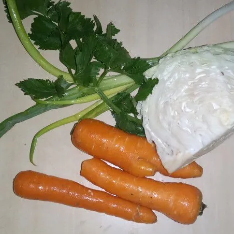 Siapkan bahan sayuran