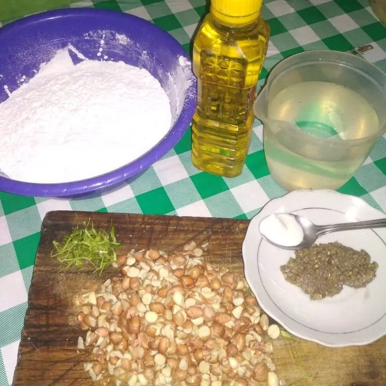Step 1 Peyek Kacang Renyah