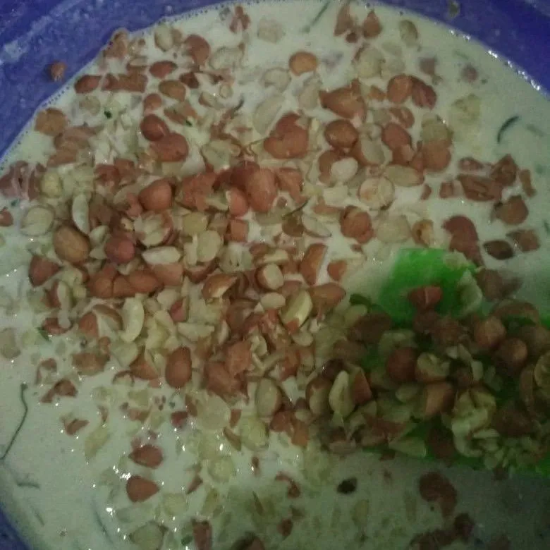 Step 5 Peyek Kacang Renyah