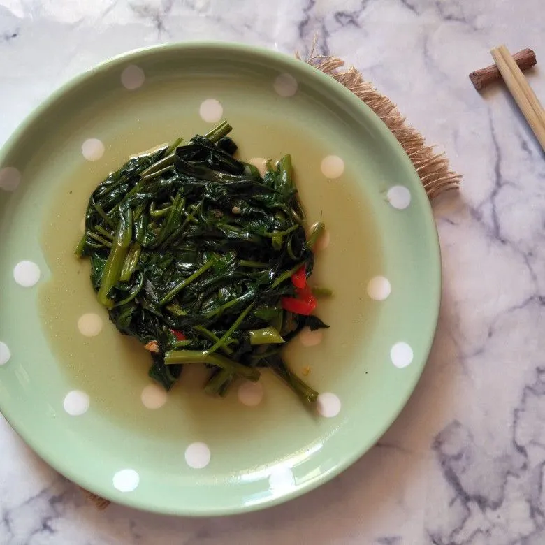 Tumis Kangkung Simpel