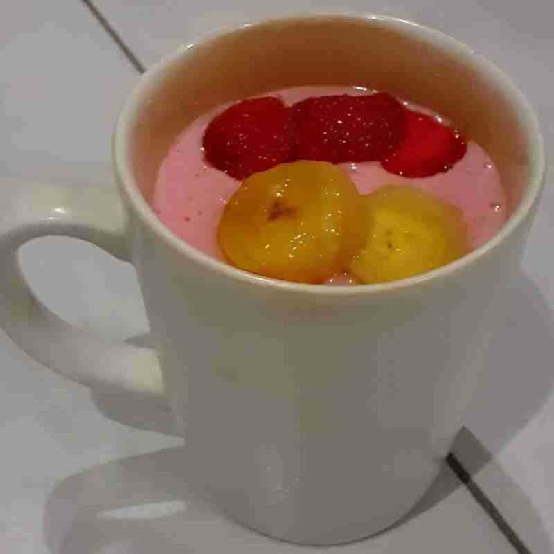 Resep Strawberry Smoothies Sederhana Enak | Chef Atiqa Faoziyah