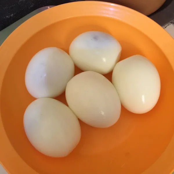 rebus telur kurang lebih 15 menit