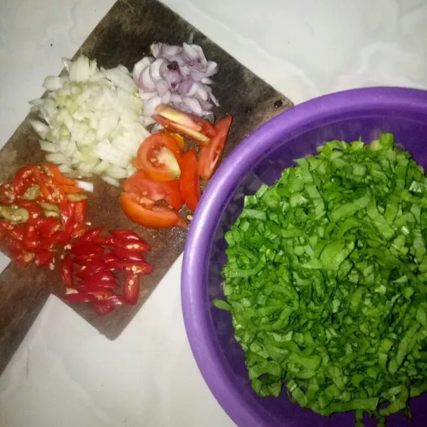 Iris tipis semua bahan.