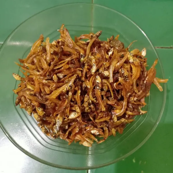 Goreng teri.