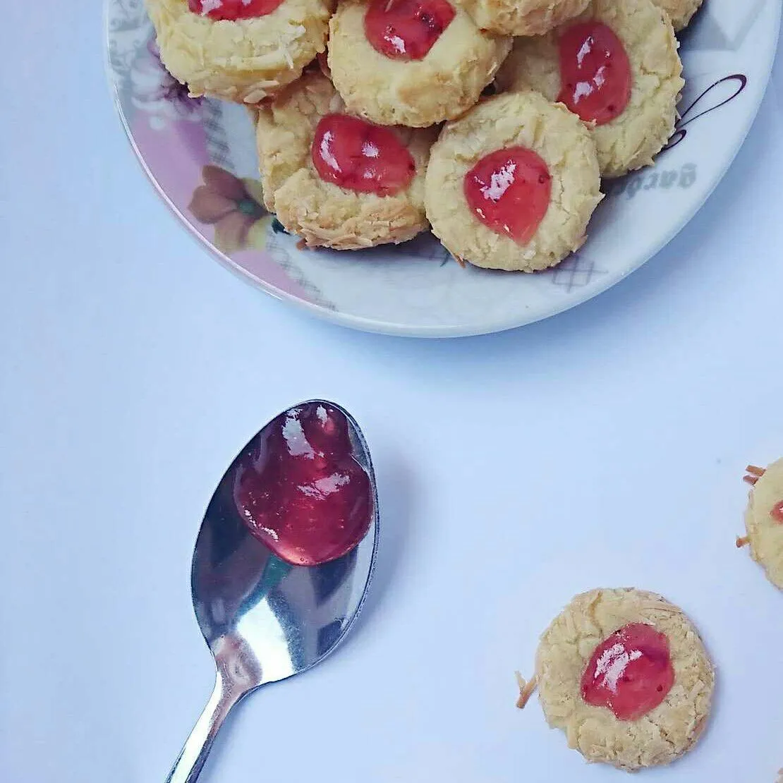 Strawberry Thumbprint Cookies #JagoMasakMinggu11