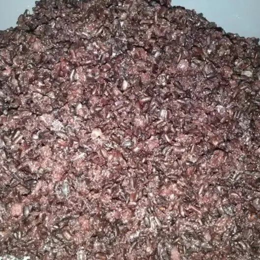 Aduk rata, dan siap dimasukkan kedalam wadah berisi daun untuk proses fermentasi .