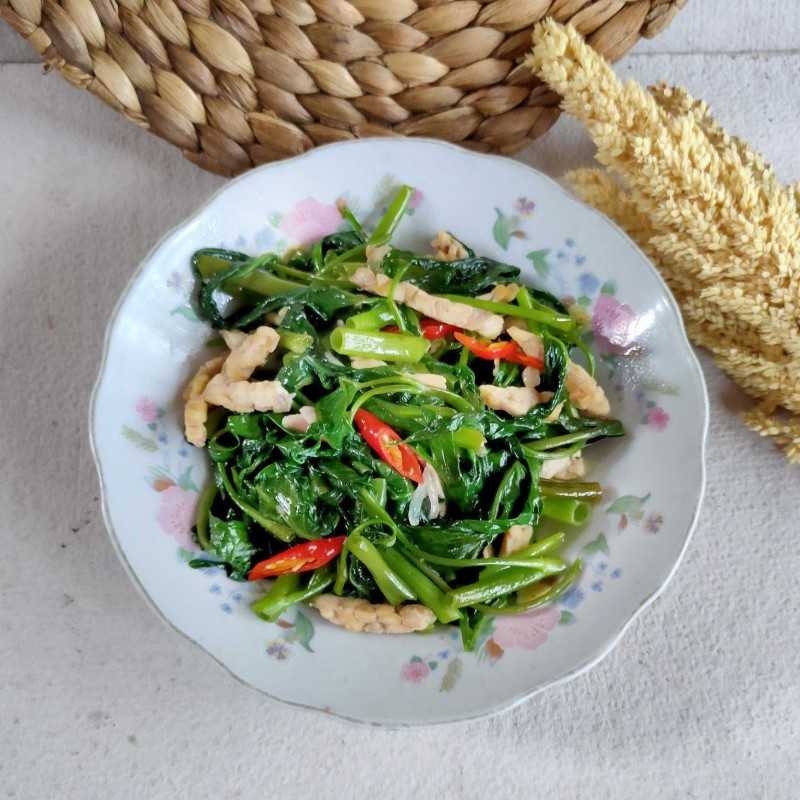 Resep Tumis Tempe Kangkung dari Chef Neng Titoh Siti Resep Tumis Tempe Kangkung dari Chef Neng Titoh Siti