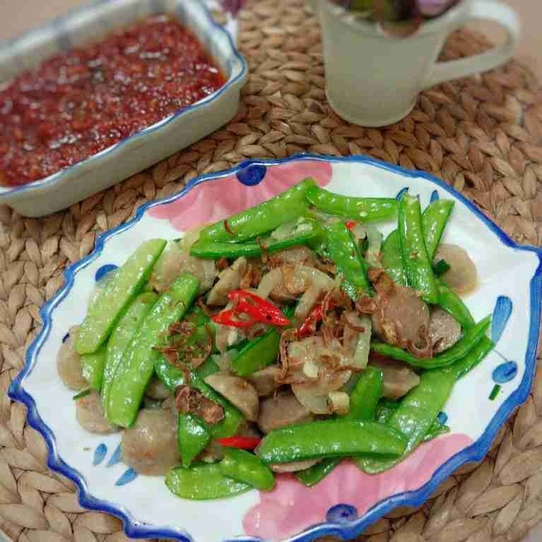 Tumis Bakso Kapri