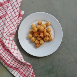 Bola - Bola Mie Kriuk