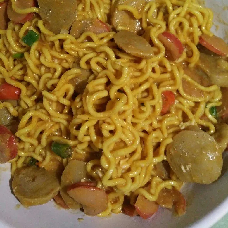 Mie Tek Tek Pedas