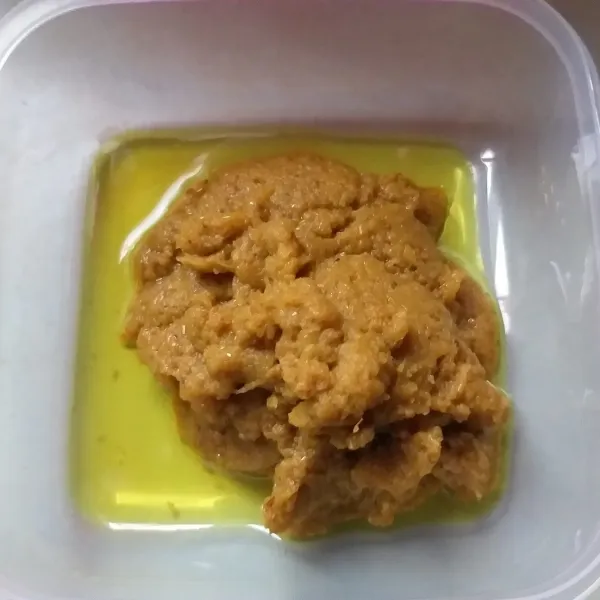siapkan bumbu halus, sisihkan.