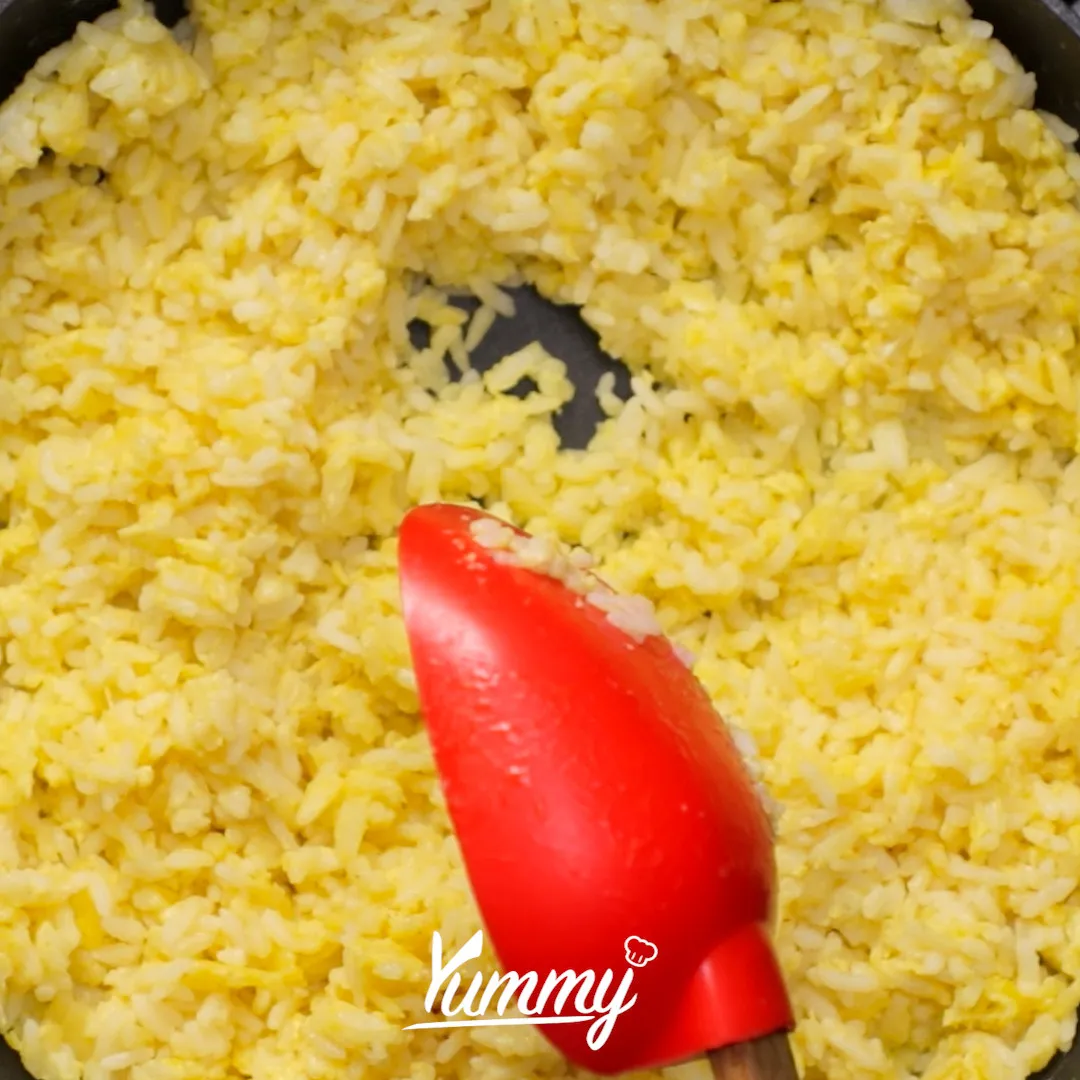 Step 4 Nasi Telur Korea