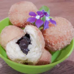 Bola Ubi Coklat