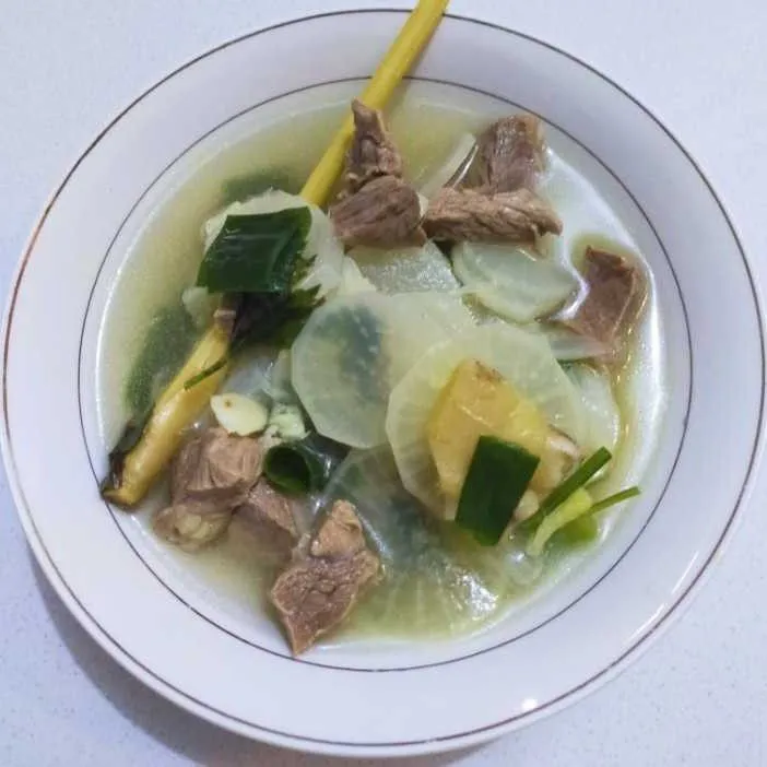 Resep Sup Lobak Daging Sapi Sederhana Rumahan dari Ziva Nhea