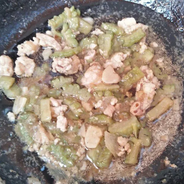 Step 5 Omlet Ayam Pare